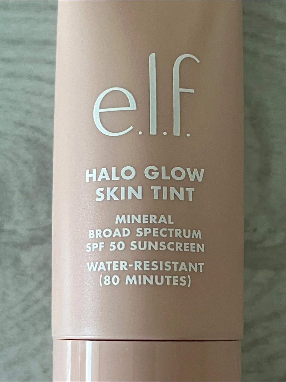 🎁 ELF Halo Glow Skin Tint - #4 Light Neutral - Available as a Gift w/ Purchase!